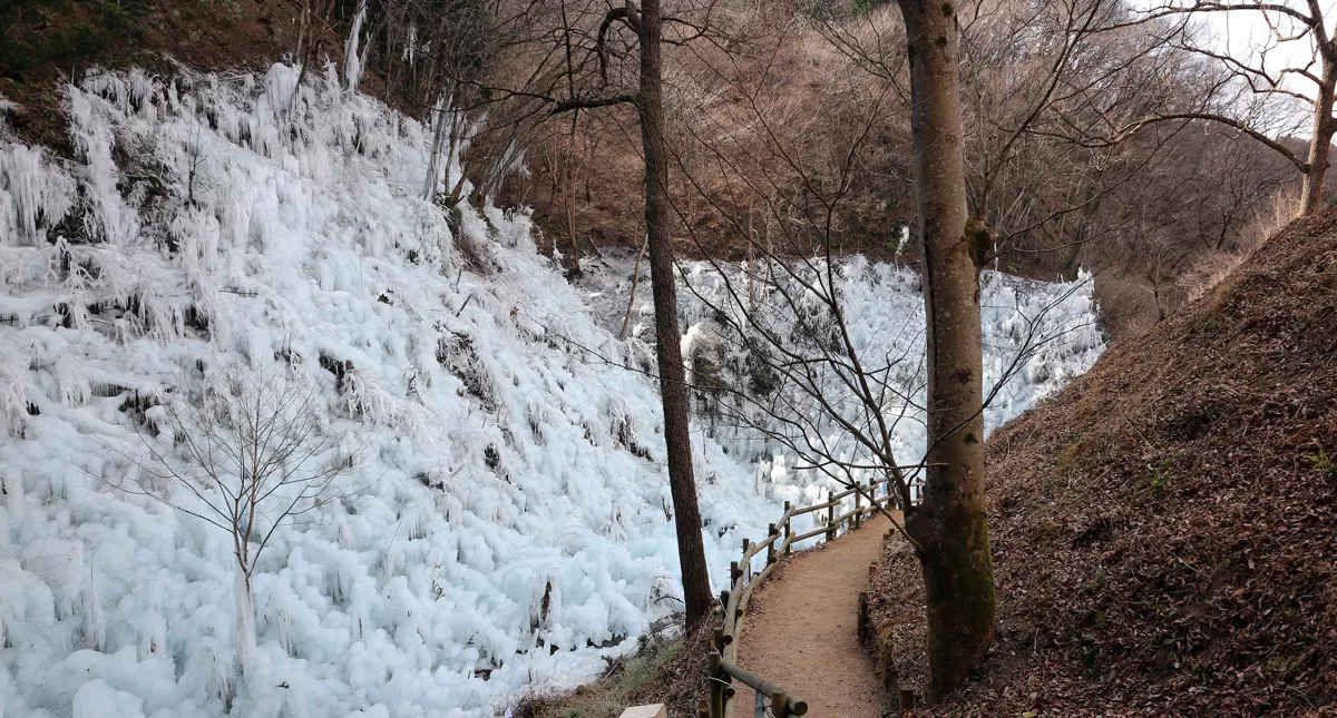あしがくぼの氷柱,Ashi ga ku bo no tsurara,Icicles of Ashigakubo