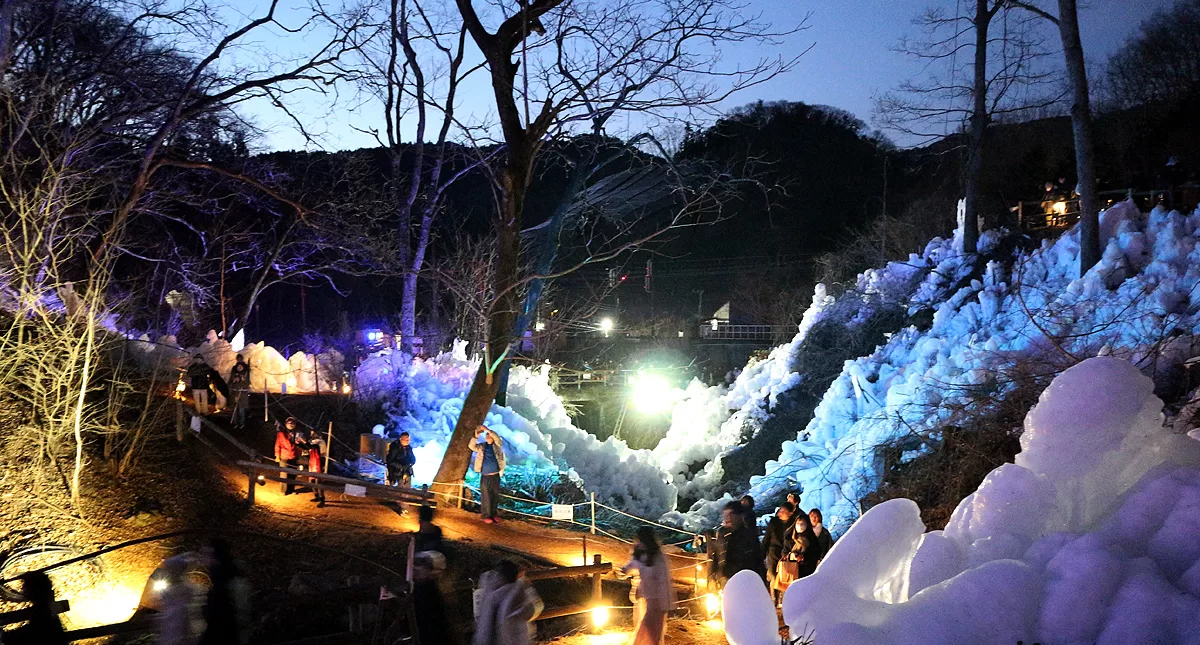 あしがくぼの氷柱,Ashi ga ku bo no tsurara,Icicles of Ashigakubo,night,夜