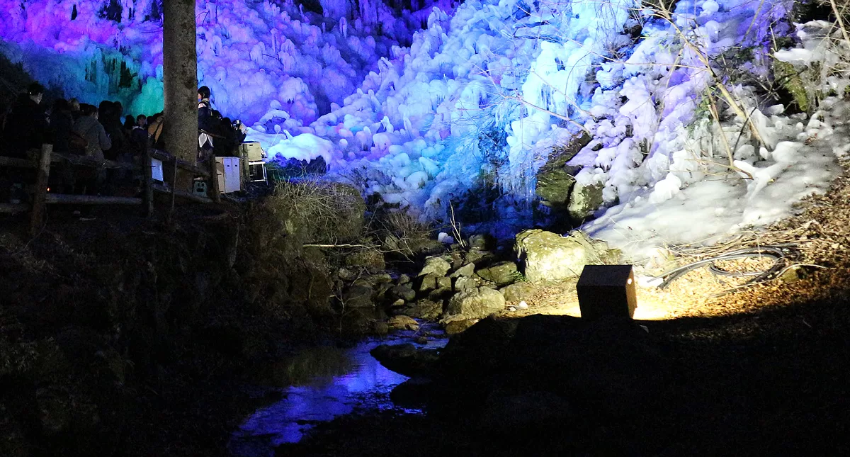 あしがくぼの氷柱,Ashi ga ku bo no tsurara,Icicles of Ashigakubo,night,夜