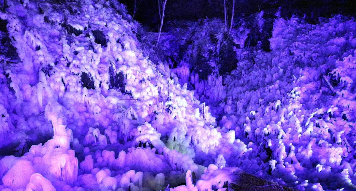 あしがくぼの氷柱,Ashi ga ku bo no tsurara,Icicles of Ashigakubo,night,夜